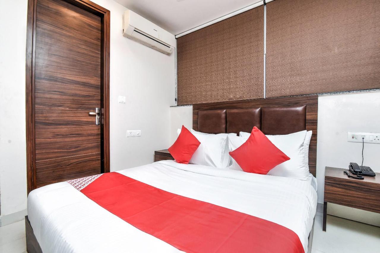Oyo 79434 Hotel Green Villa Nagpur Exteriör bild